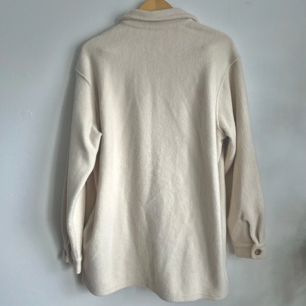 Rhythm. Reverse Fleece Shacket - Picture 10 of 10